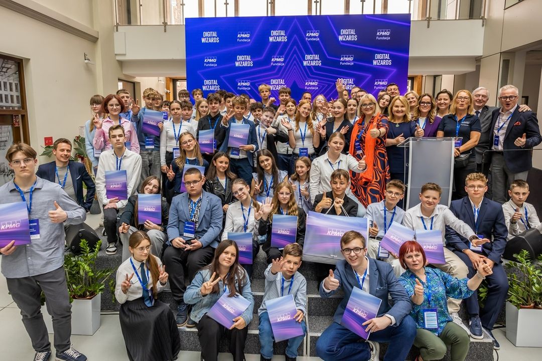 Znamy laureatki i laureatów programu edukacyjnego Digital Wizards ...