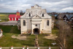 Miniatura Widok na budynek synagogi w Orli z lotu ptaka