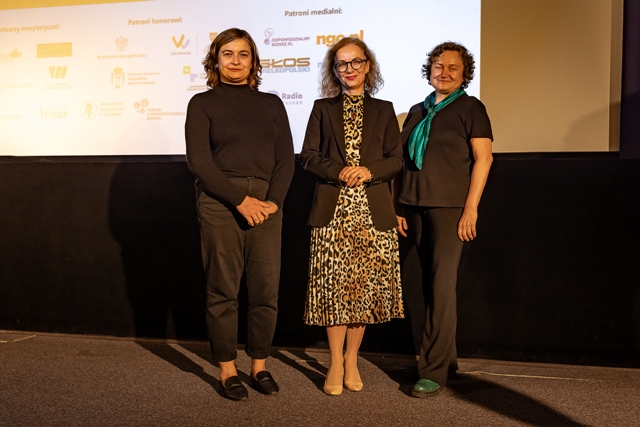 5.	Gala Finałowa, od lewej: prof. Katarzyna Lemańska, prof. Barbara Jankowska,  JM Rektor oraz prof. Barbara Borusiak z Uniwersytetu Ekonomicznego w Poznaniu
