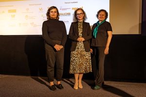 Miniatura 5.	Gala Finałowa, od lewej: prof. Katarzyna Lemańska, prof. Barbara Jankowska,  JM Rektor oraz prof. Barbara Borusiak z Uniwersytetu Ekonomicznego w Poznaniu