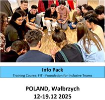 Miniatura Grupa szkoleniowa podczas jednej z symulacji