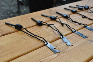 Miniatura Rozpalanie ognia krzesiwem