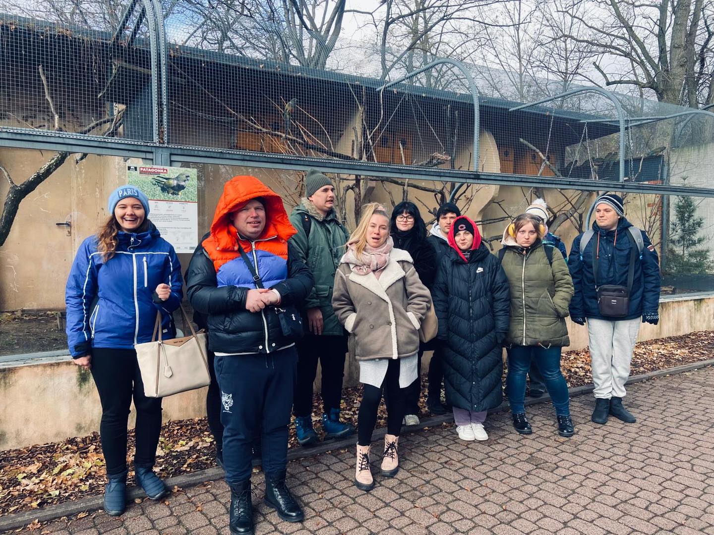 grupa osób w spektrum autyzmu w ZOO