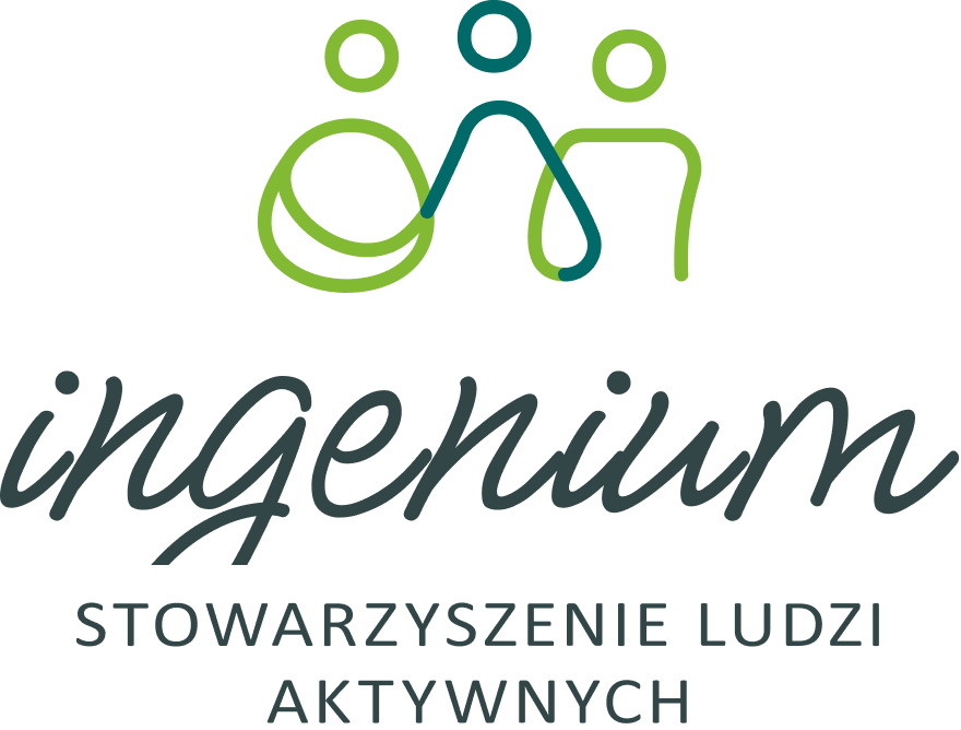 Obraz przedstawia logo Ingenium Stowarzyszenie Ludzi Aktywnych - zielono-niebieska liniowa sygnatura trzech osób,