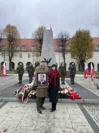 Miniatura W dniu 11 listopada 2025 r. Żołnierz Niezłomny ppor. Wacław Grabowski ps. Puszczyk został Patronem 51. Batalionu Lekkiej Piechoty  5. Mazowieckiej Brygady Obrony Terytorialnej. Pomnik Józefa Piłsudskiego w Ciechanowie. 