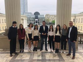 Miniatura Uczestnicy programu FLEX Abroad podczas wizyty u Prezydenta Warszawy, Rafała Trzaskowskiego. 