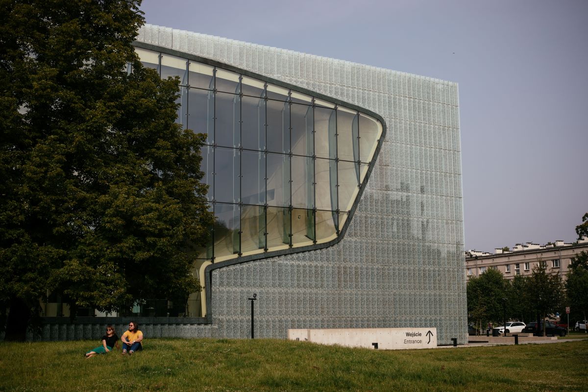 Budynek Muzeum Historii Żydów Polskich POLIN